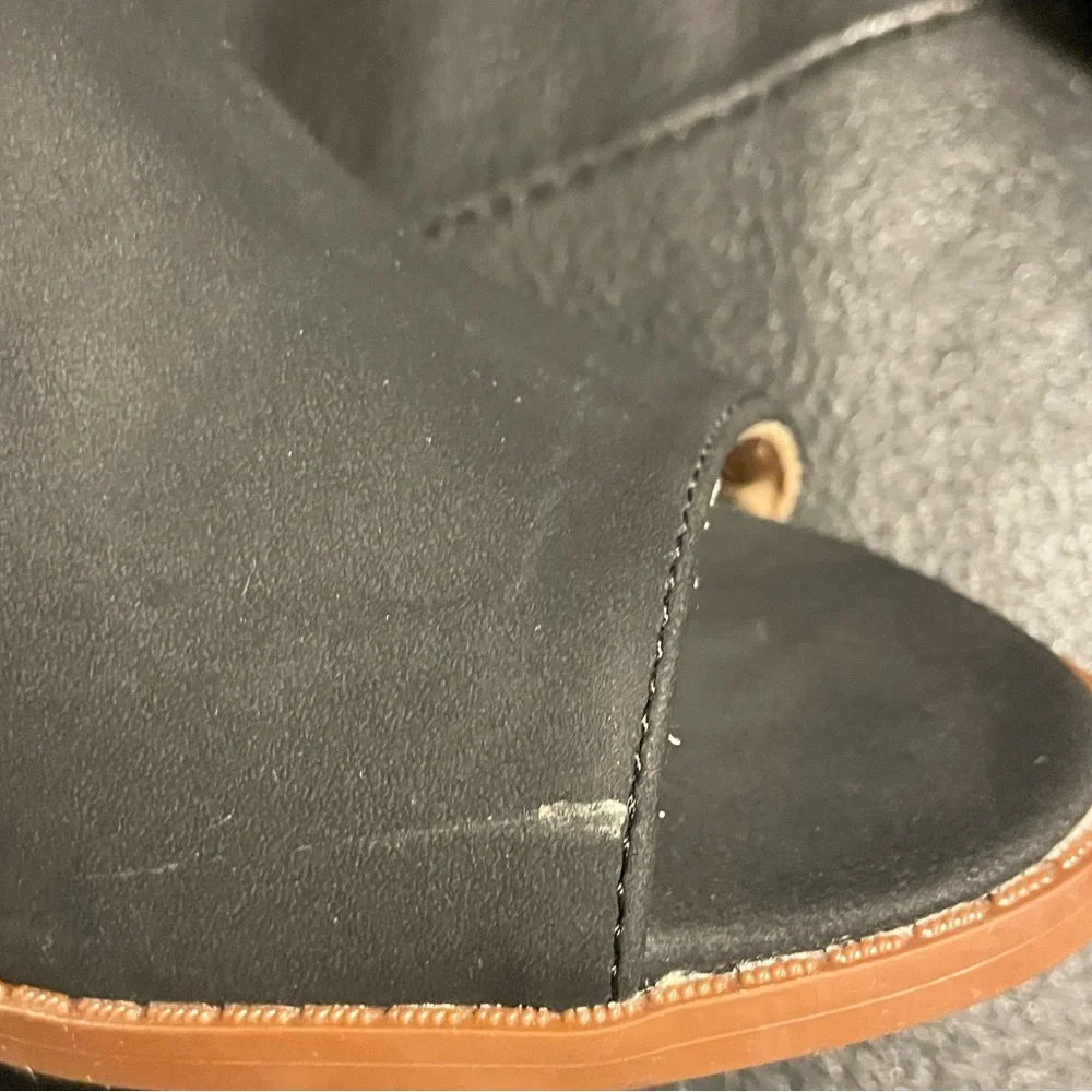 QUPID Black Strappy Sandals W 8 - Picture 3 of 10